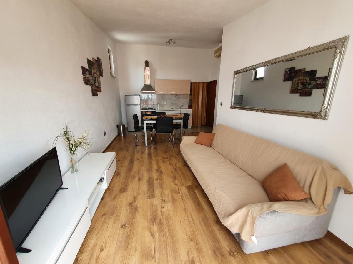 Aenona Sunny Apartment 브르시 외부 사진