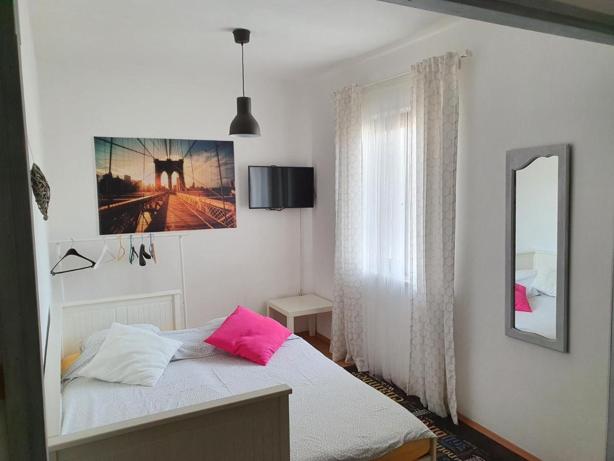 Aenona Sunny Apartment 브르시 외부 사진