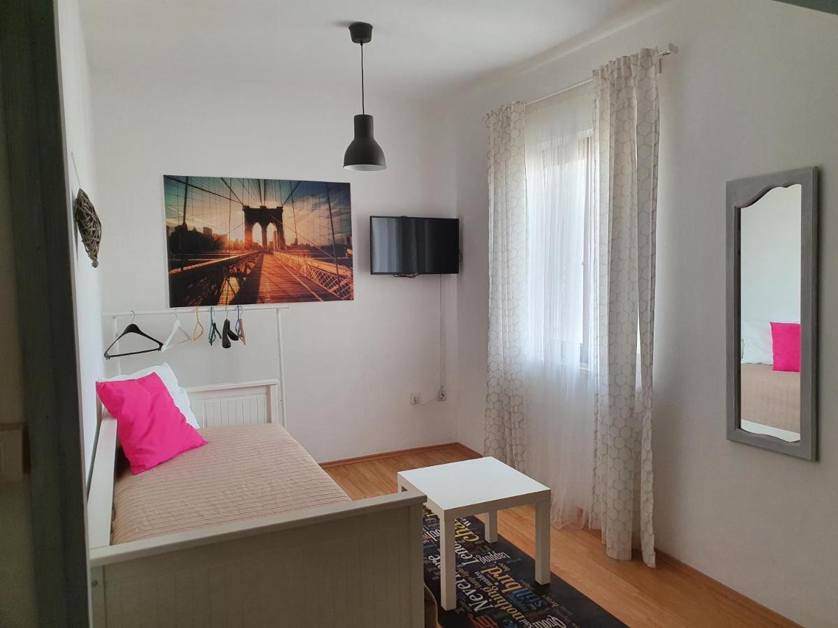 Aenona Sunny Apartment 브르시 외부 사진